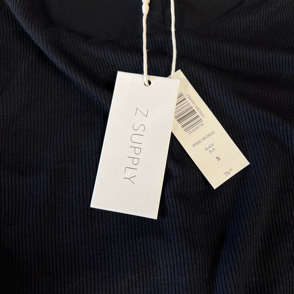 Z SUPPLY WINNIE RIB DRESS Long Sleeve BLK  body skimming shirring detail on side - Picture 11 of 11
